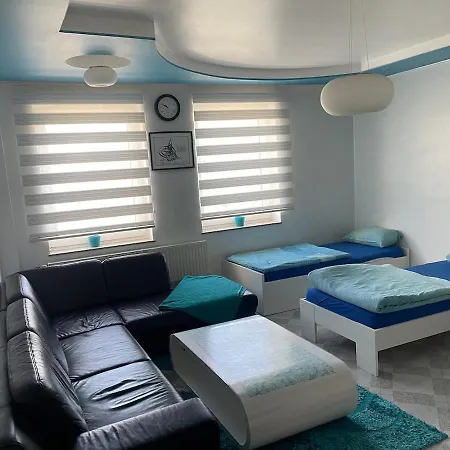 Appartement 2 Whg In Naehe Zentrum Mit Whirlpool Und Nahen Oeffentliche Verkehrsmitteln Hannover