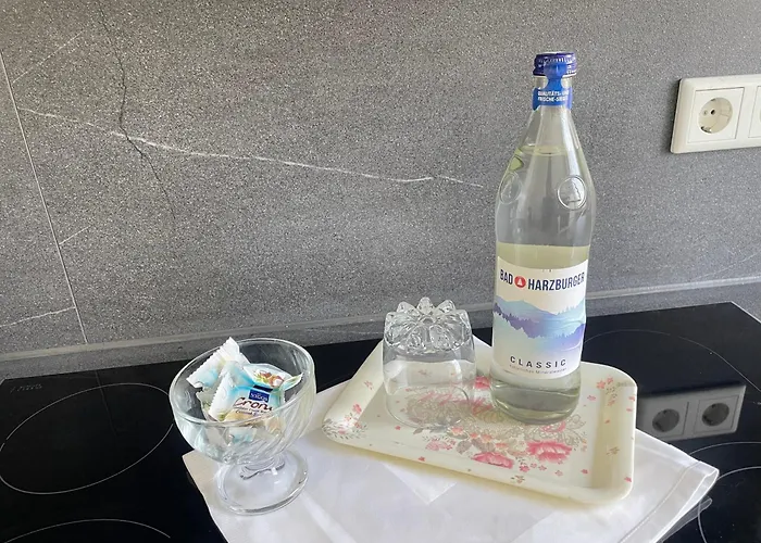 2 Whg In Naehe Zentrum Mit Whirlpool Und Nahen Oeffentliche Verkehrsmitteln Hanovre
