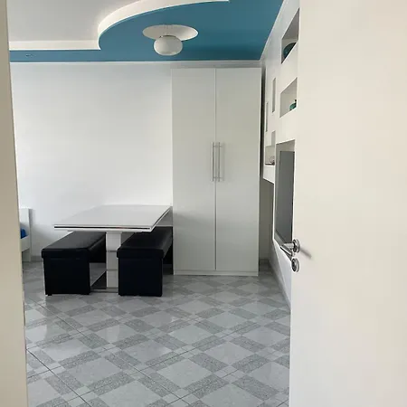 2 Whg In Naehe Zentrum Mit Whirlpool Und Nahen Oeffentliche Verkehrsmitteln Apartmán Hannover